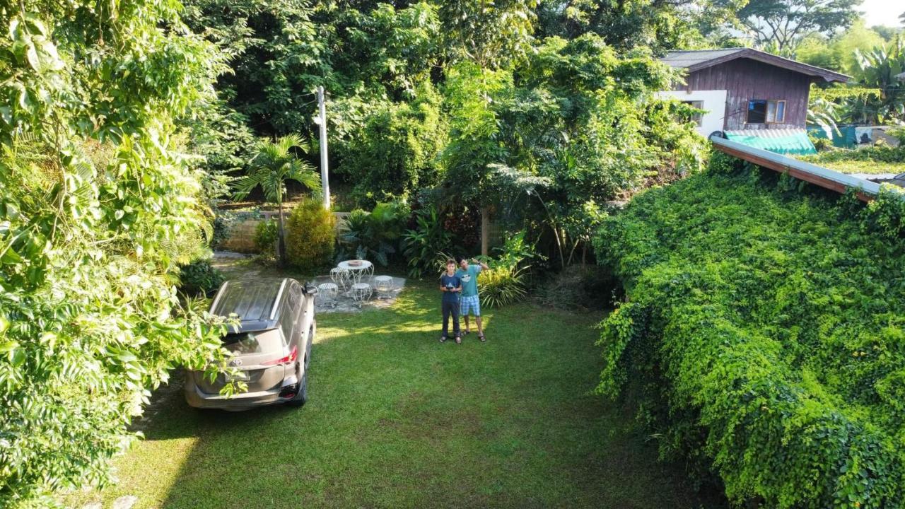 Milin Guesthouse Chiang Rai Exteriör bild