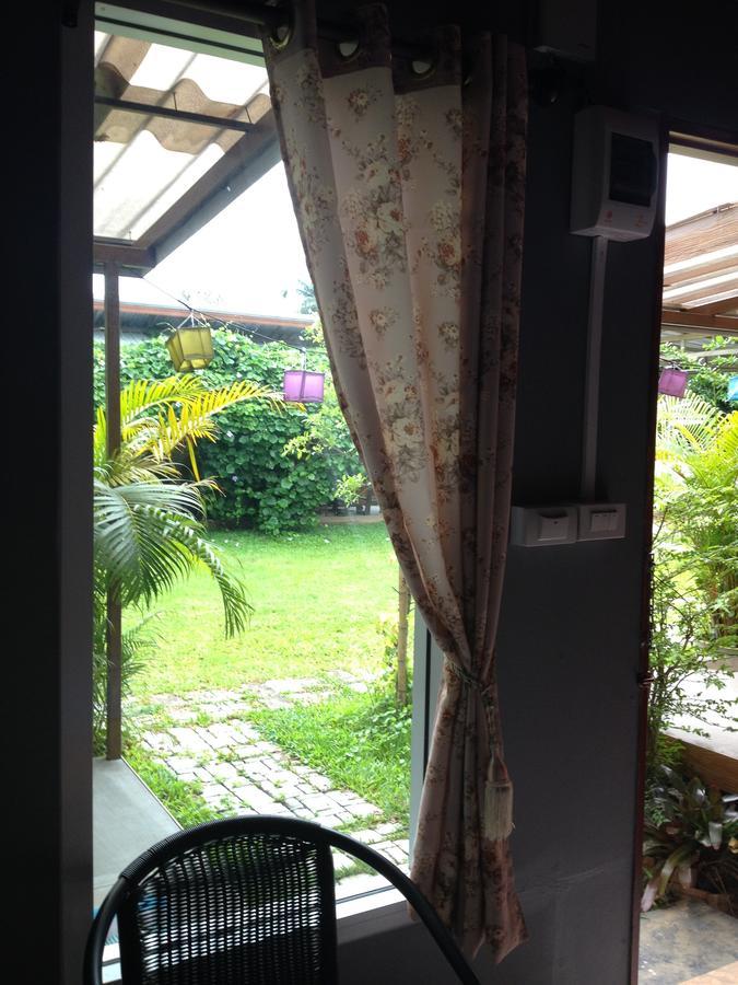 Milin Guesthouse Chiang Rai Exteriör bild