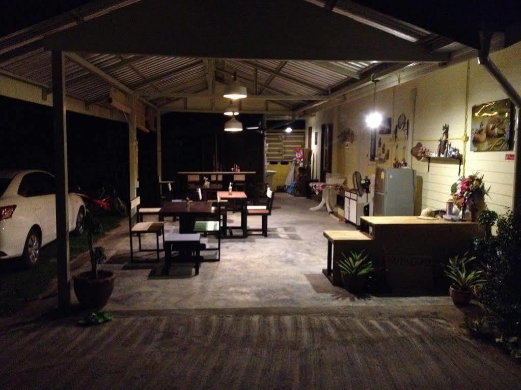 Milin Guesthouse Chiang Rai Exteriör bild